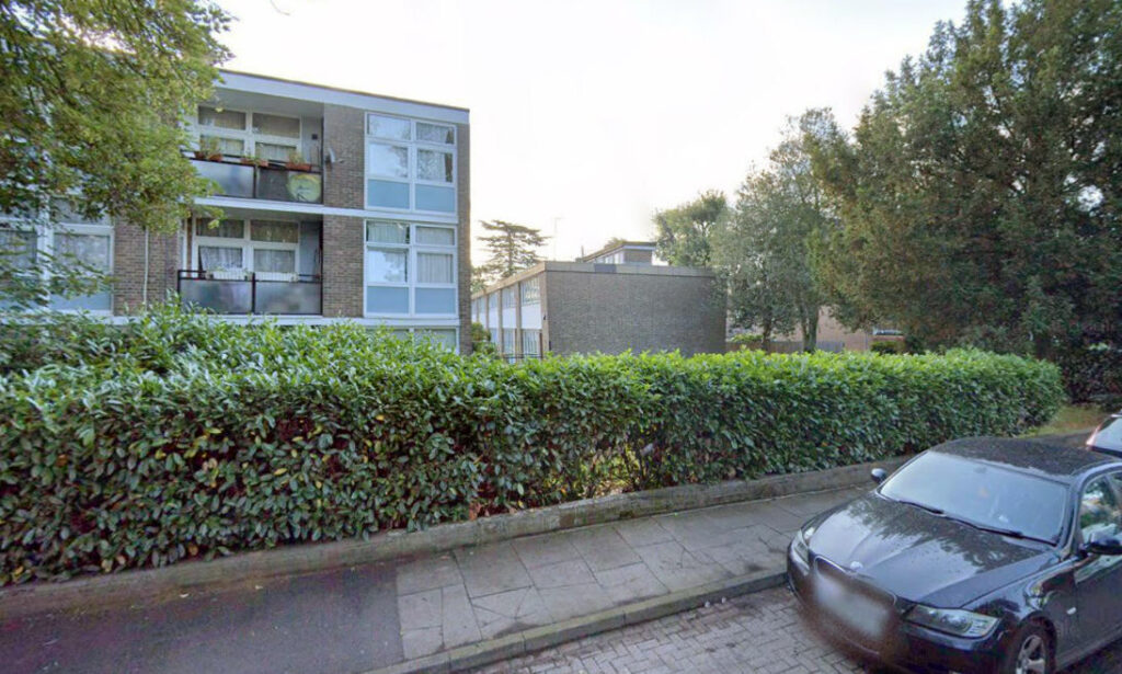 Victoria Drive site photo